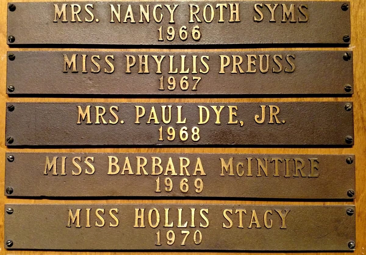 Alice Dye won the 1968 North and South Women’s Amateur at Pinehurst in 1968. He name is listed on Pinehurst’s Perpetual Wall in the style of the time – under her husband’s name.