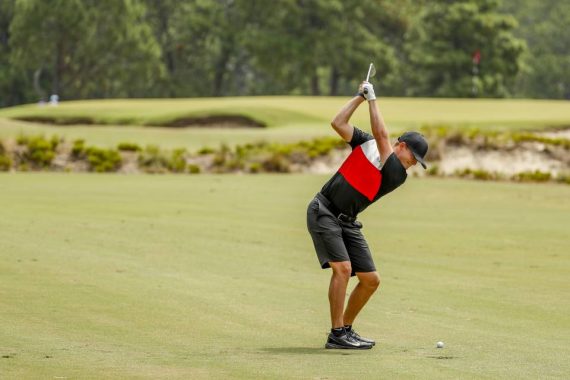 Cooper Dossey hits a shot on the third hole during round of 64 at the 2019 U.S. Amateur at Pinehurst Resort & Country Club (Course No. 2) in Village of Pinehurst, N.C. on Wednesday, Aug. 14, 2019. (Copyright USGA/Chris Keane)