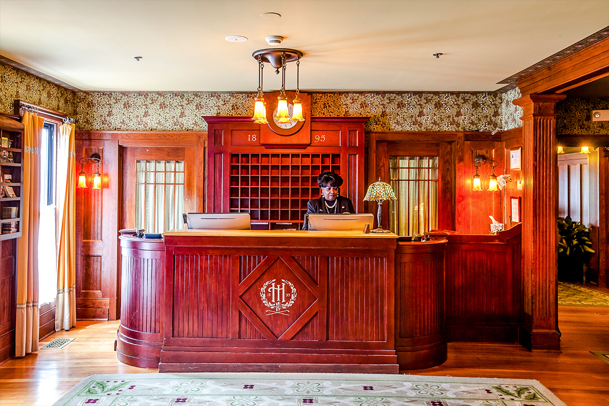 Lobby – The Holly Inn – Pinehurst