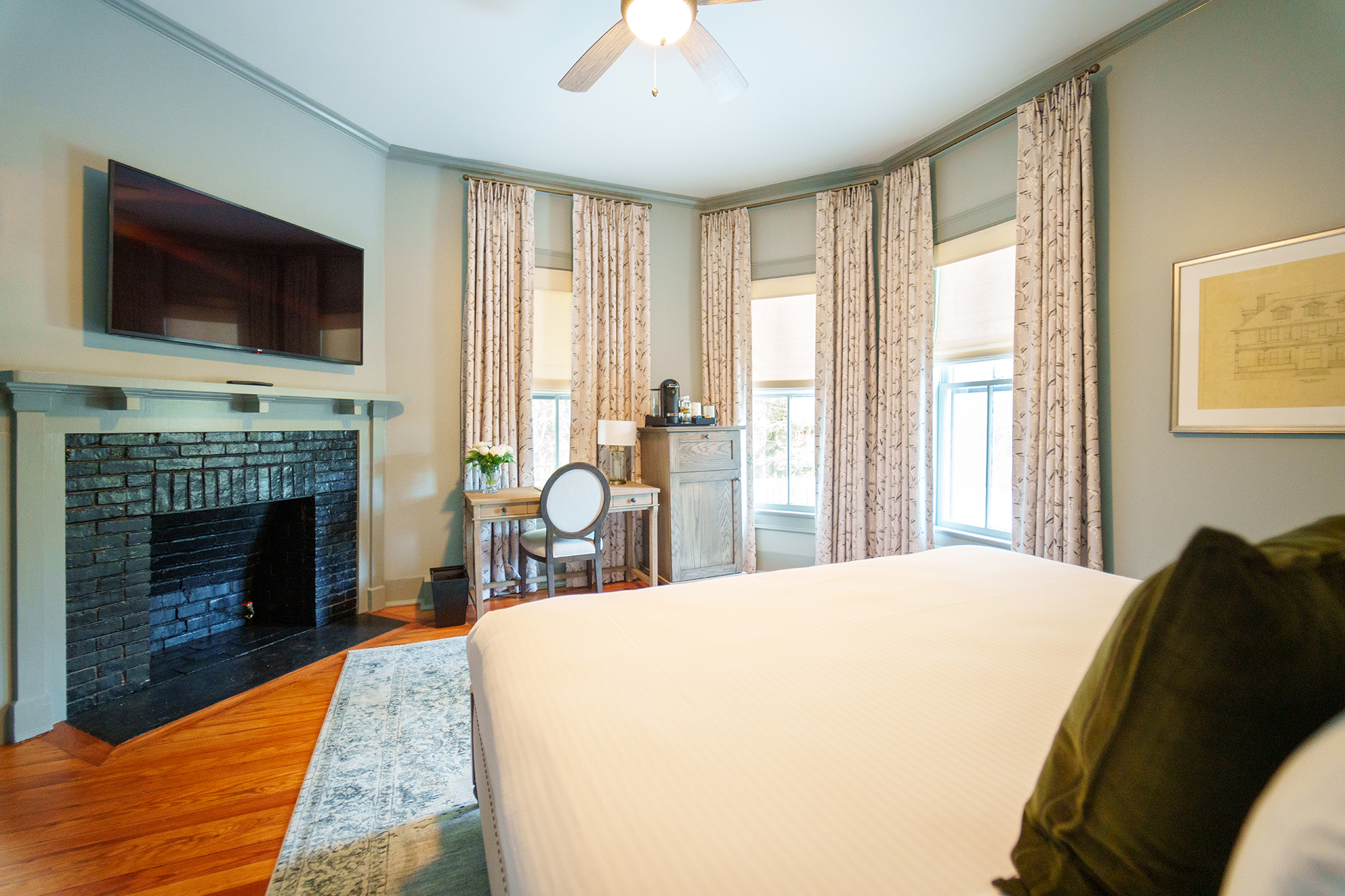 Bedroom -The Magnolia Inn - Pinehurst accommodations