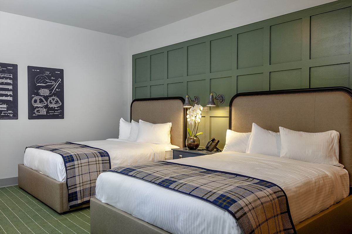 Double Bed room – The Manor – Pinehurst