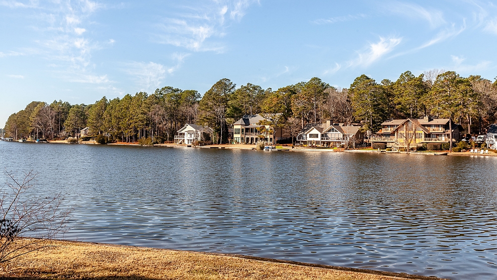 Lakeview_109_view-of-lake