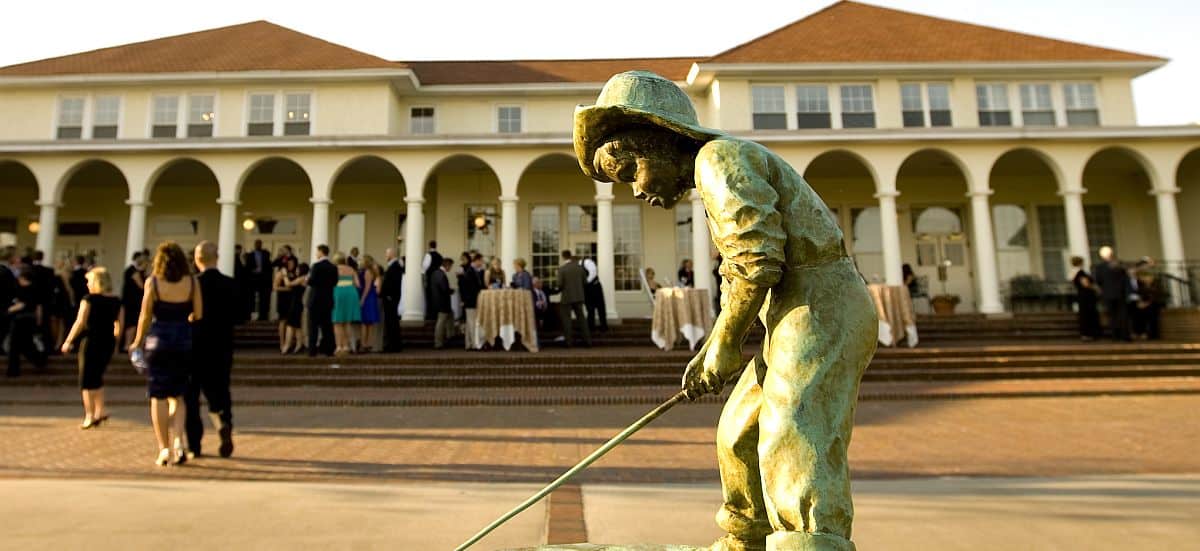 Pinehurst wedding venue with statue