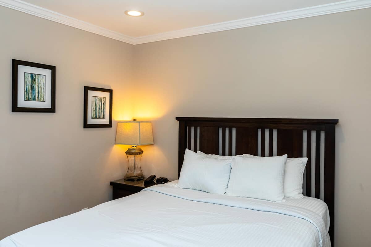 CONDOS_LINVILLEGARDENS_ 218_BEDROOM