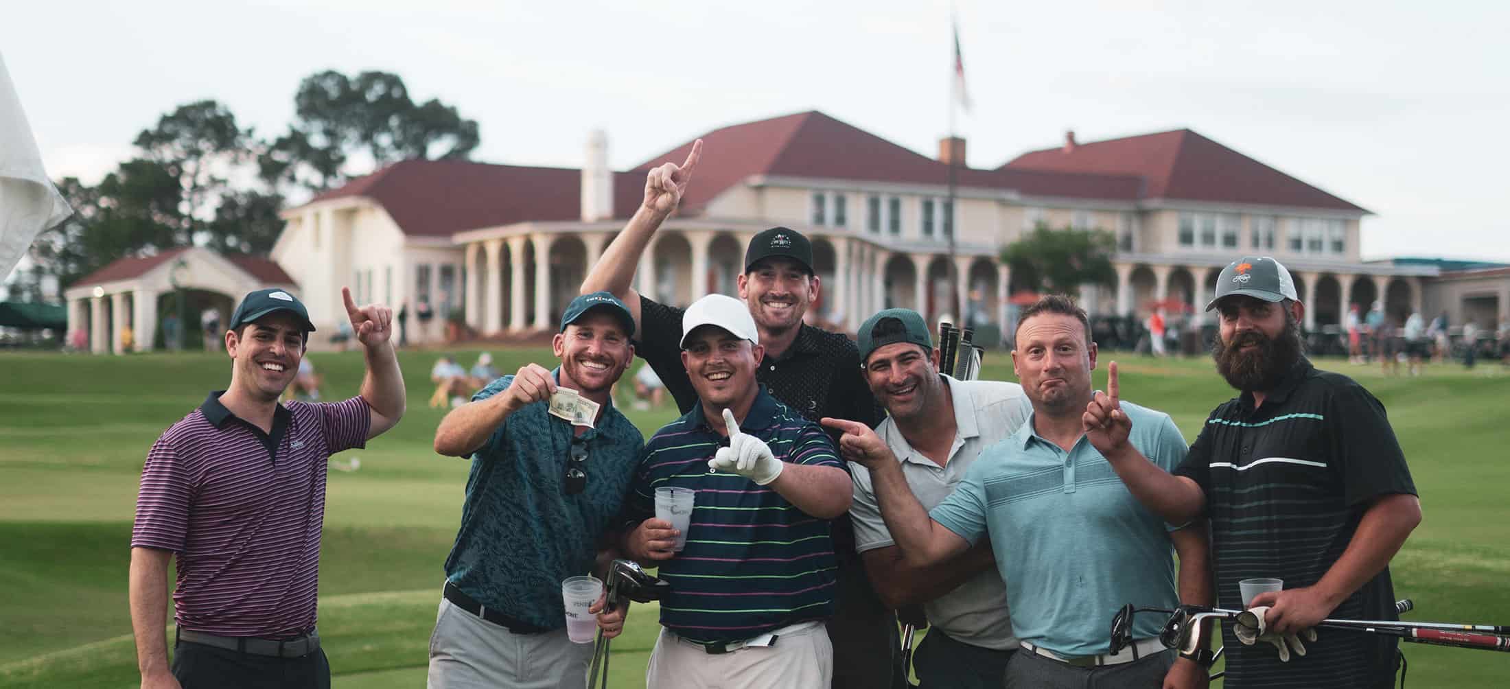 Play golf with your friends at Pinehurst Golf Resort with Pinehurst golf packages