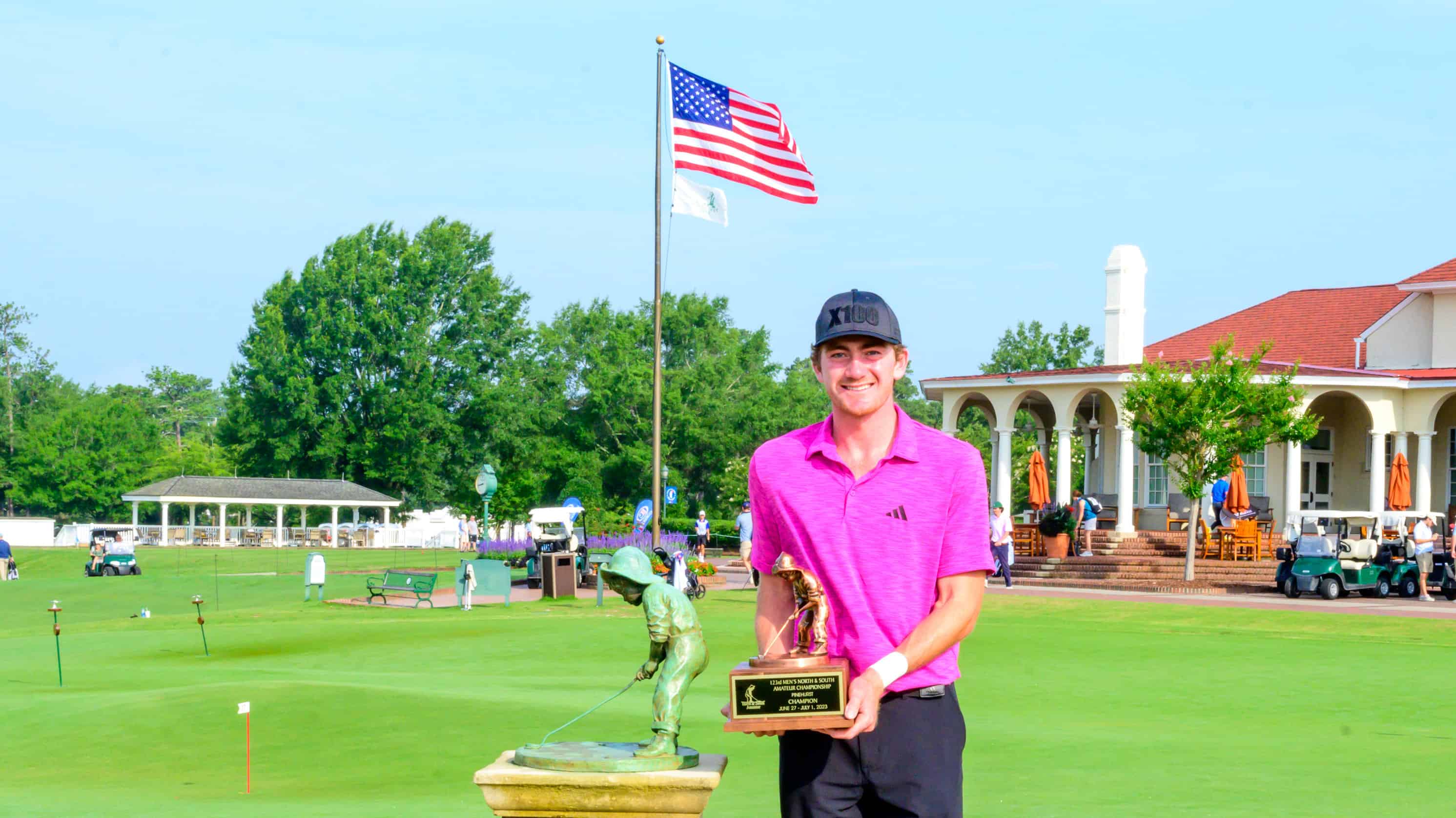 123rd North & South Amateur Champion, Nick Dunlap, holding Pinehurst Putter Boy trophy