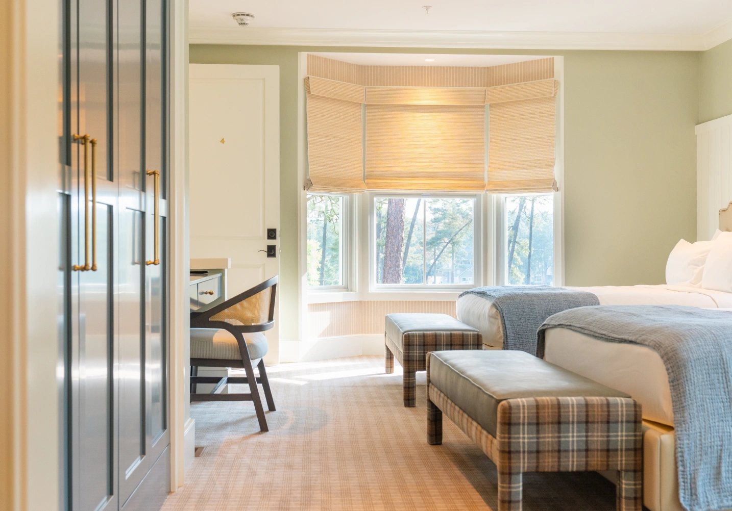 4-bed-media-split-1